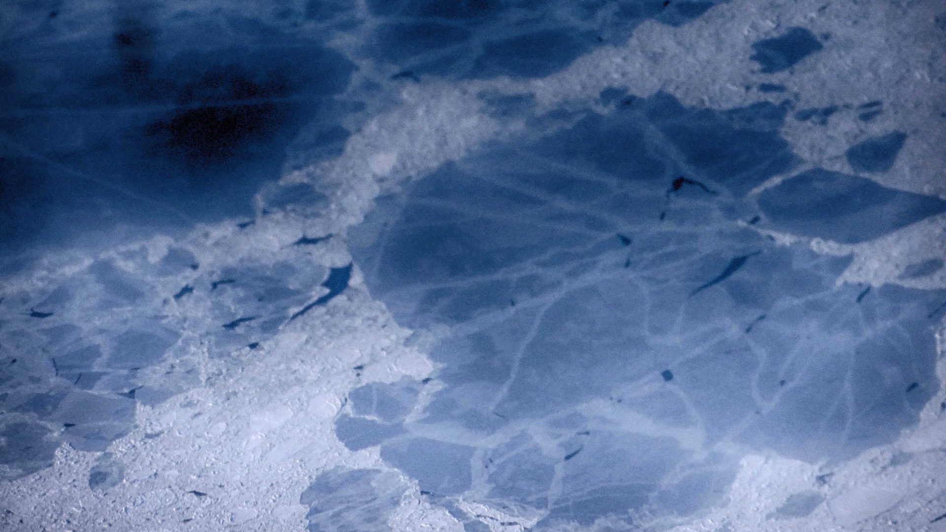 2 children die after falling through ice in southern Indiana - WOWO ...
