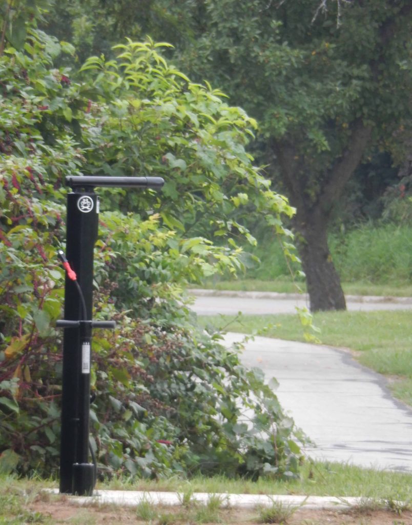 I&M installs bike repair station along Rivergreenway