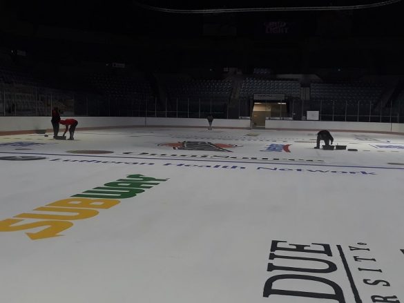Painting the Komet Ice-Heather Starr WOWO News