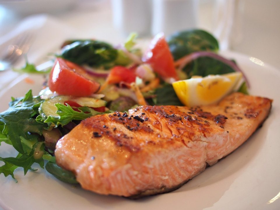 new year's eve, salmon, fish, seafood, veggies, salad, nature, meal, dish, plate, food, cuisine