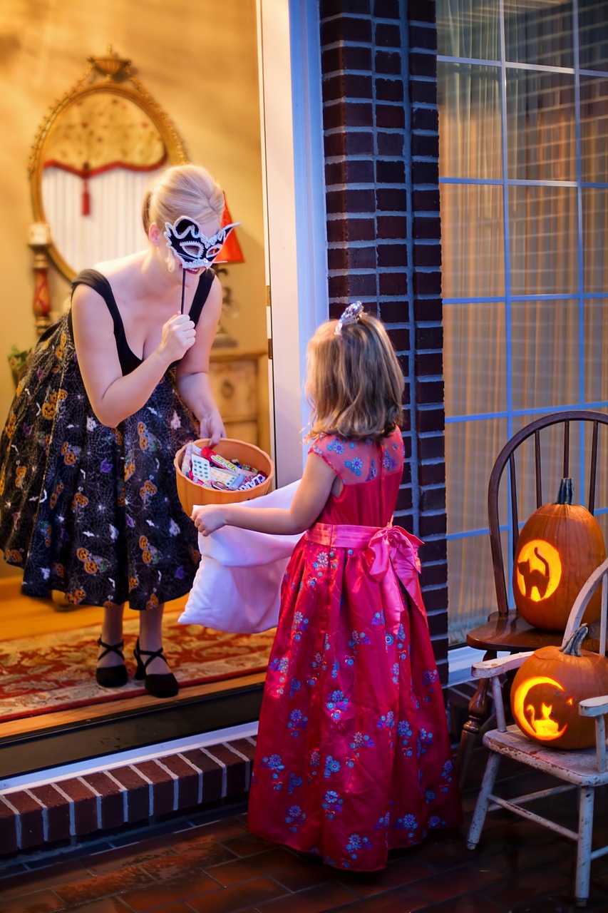 halloween, trick-or-treat, pumpkin, child, fall, happy, holiday, october, halloween, halloween, halloween, halloween, halloween