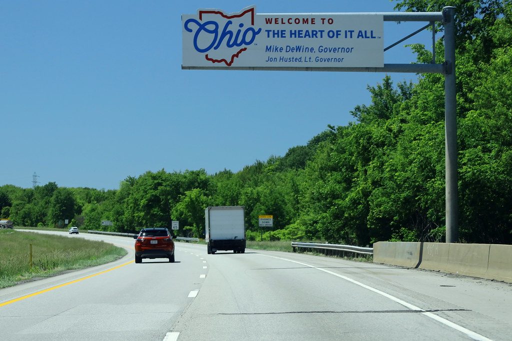 Ohio Lawmakers Propose Ban on Politicians’ Names and Images on Taxpayer-Funded Signs