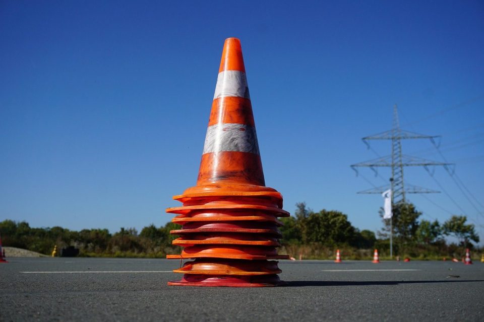 pylons, traffic cone, orange, white, signpost, mark, kart, kart race, motorsport, run, traffic cone, traffic cone, traffic cone, traffic cone, traffic cone